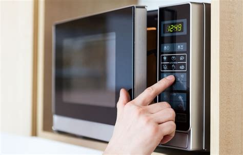 Here's What Really Happens When You Put Metal In A Microwave