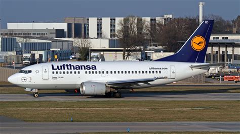 Lufthansa Wallpapers - Top Free Lufthansa Backgrounds - WallpaperAccess