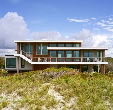 A North Carolina Beach Home Embodies Cool and Classic Modernism - Ocean ...