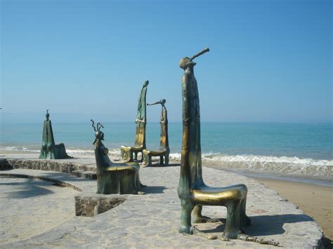 Malecon sculptures, Puerto Vallarta Puerto Vallarta, Nicaragua ...