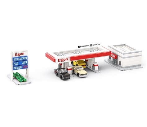 Time to fill up your tanks at the LEGO Micro Exxon Gas Station ...