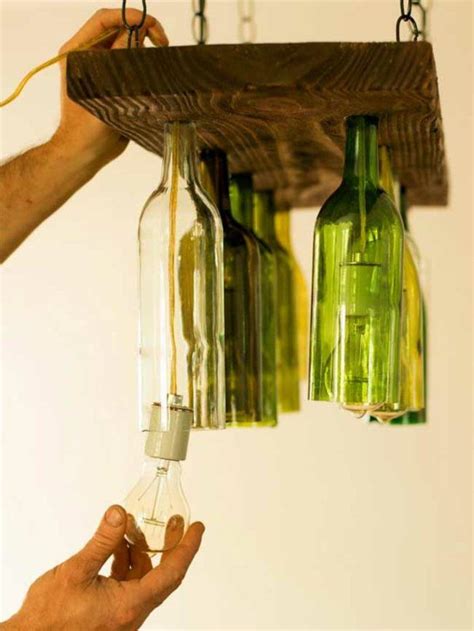 DIY Deko aus Glasflaschen: 20 inspirierende Beispiele und DIY Projekte | Old wine bottles, Wine ...