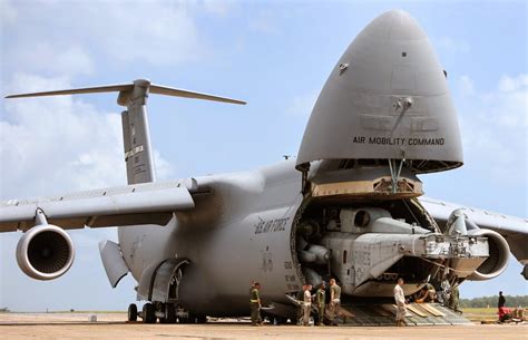 Asian Defence News: Lockheed C-5 Galaxy military transport aircraft