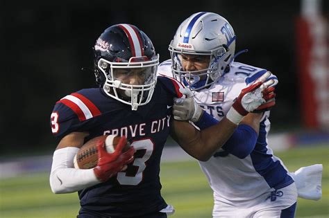 Football: Grove City Dawgs hope to grow from difficult season