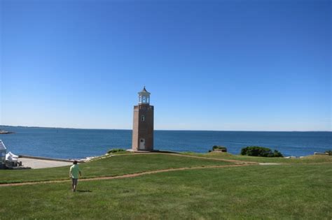 Avery Point Lighthouse