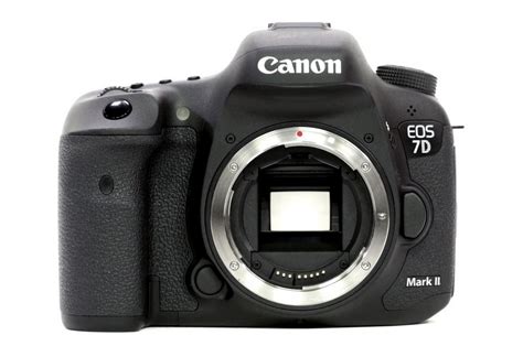 Canon announces new EOS 7D Mk2