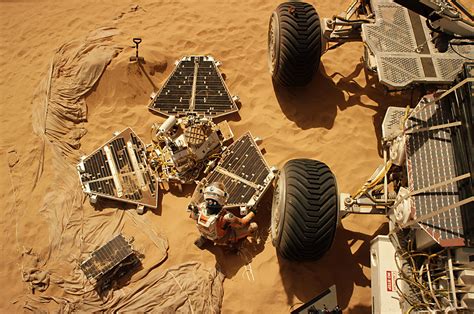 The Real Mars Lander in 'The Martian': Fact Checking the Film's NASA Probe | Space