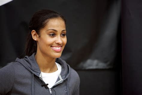 Skylar Diggins Marries Longtime Sweetheart Daniel Smith | Hot 107.9 - Hot Spot ATL