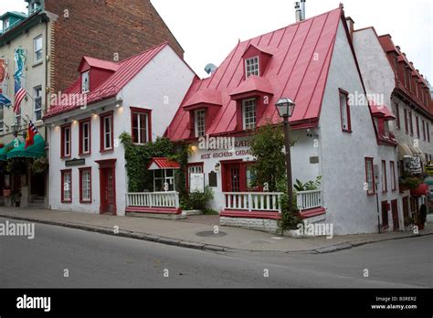 Historical old Restaurant in Quebec City at 400 Years Old. Most of the ...