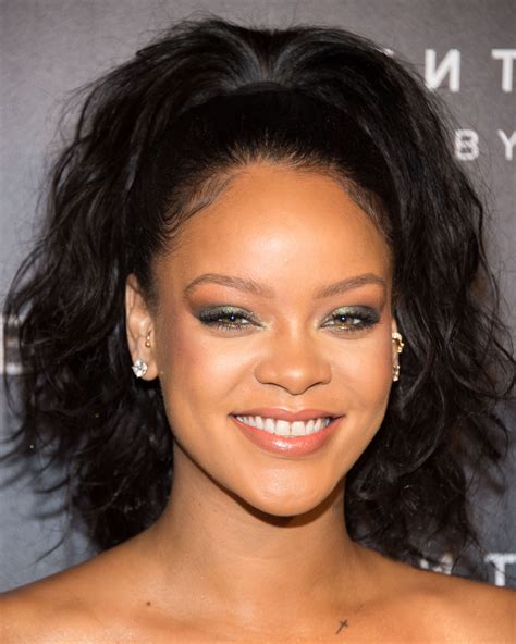 Rihanna's Hair Evolution - Every One Of Rihanna's Technicolour Hair Styles