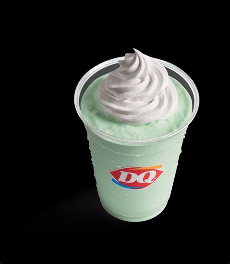 DQ is giving us the Oreo Mint Blizzard for March and we are here for it