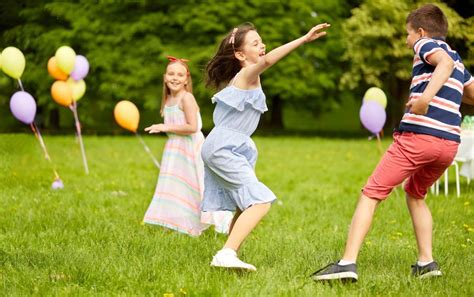 16 Great Outdoor PE Games For Kids