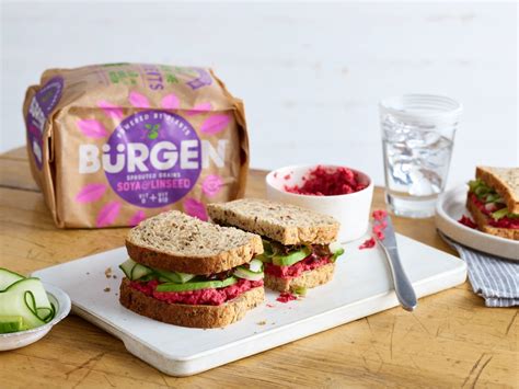 Beetroot Hummus Sandwich - Bürgen Bread