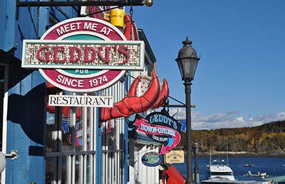 Bar Harbor, Maine’s premier walking map and restaurant guide | Port O’ Call Magazine