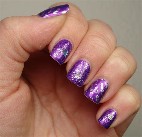 Amazing Short Purple Nails!