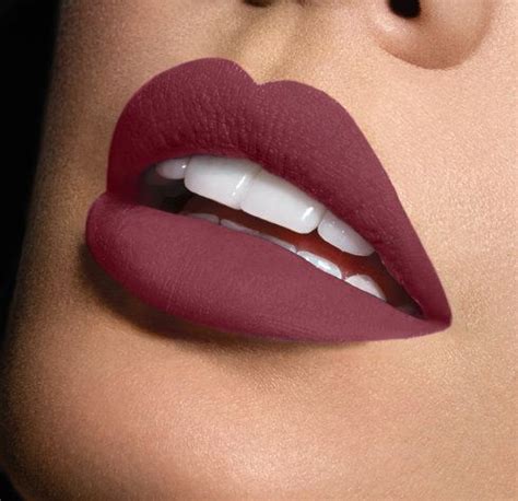 Matte vs. Gloss...Which Lip Trend Are You? | Divine Style