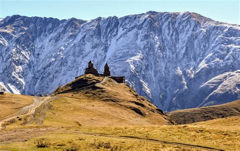 Zdjęcia: Gruzja, Kaukaz, Drzwi do Narnii...Kazbegi, GRUZJA