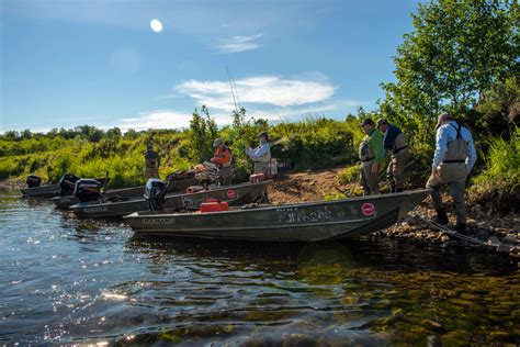 Ozernaya River Kamchatka Fly Fishing Trips > Red's Fly Shop