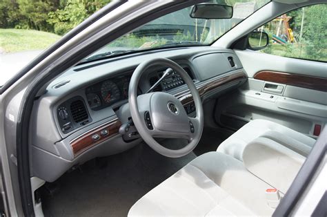 2003 Mercury Grand Marquis - Interior Pictures - CarGurus