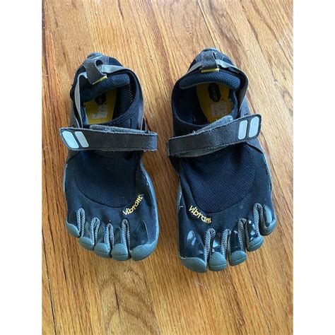 Vibram Vibram FiveFingers Treksport Barefoot Running Shoes 41 US 9 | Grailed