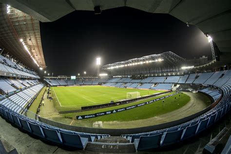 Man United in talks to sign highly-rated Celta Vigo youngster