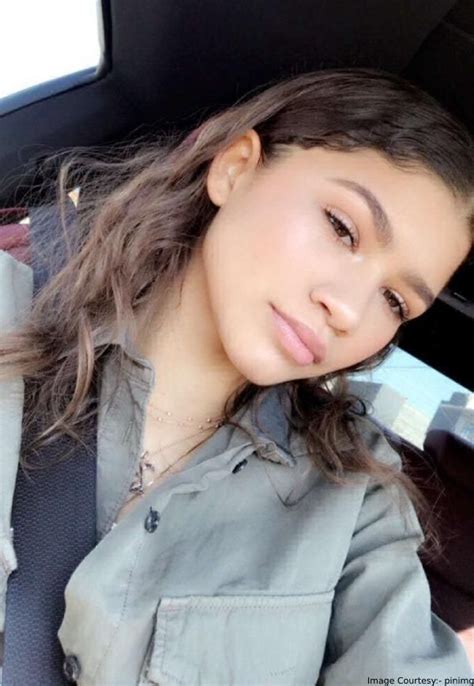 Zendaya “No #Makeup” Makeup Look Perfects Her In All Natural Way | Prom ...