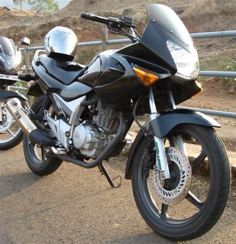 black holes working: hero honda karizma modified