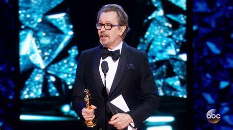 Gary Oldman's Oscars Speech Mainly Thanked His Mother