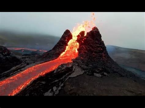 Volcanic Eruption at Mount Nyiragongo, Congo 2021 - YouTube