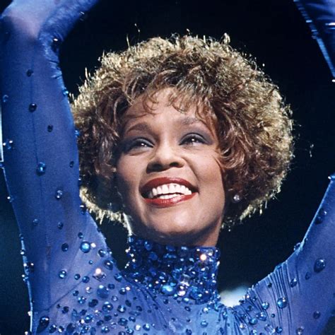 10 Best Whitney Houston Songs of All Time - Singersroom.com