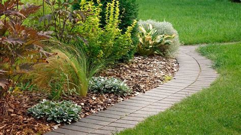 10 Stone Walkway Ideas for Home and Garden | Allied Landscape Supply