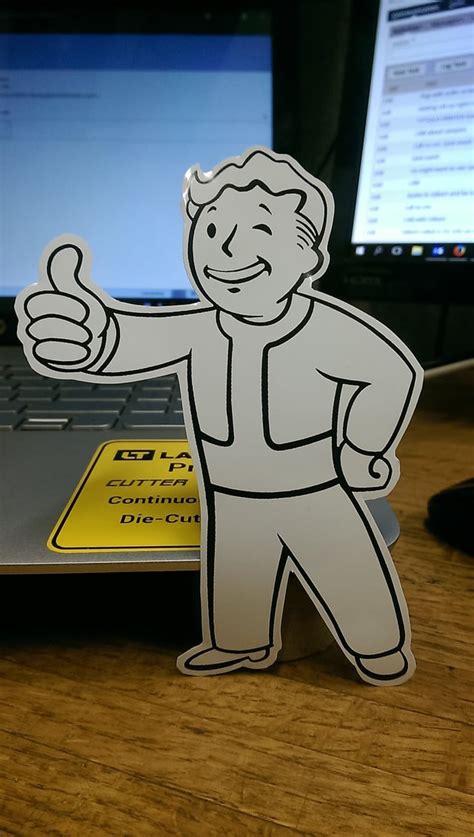 I made some Fallout stickers to share with the community. They're free ...