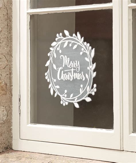 13 Christmas window displays to add a seasonality to sills | Real Homes