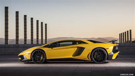 Lamborghini Aventador LP 750-4 Superveloce | 2016MY Yellow | Side