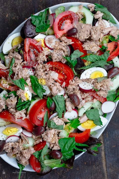 Easy Nicoise Tuna Salad with Vinaigrette| The Mediterranean Dish