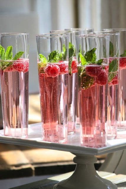 Bruiloft Inspiratie : Zomerse bruiloft drankjes | Fun holiday cocktails ...