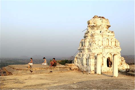 Matanga Hill, Hampi. (UNESCO site in India) | www.ramnathpho… | Flickr