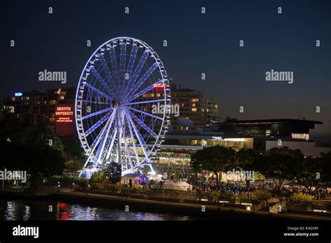 Illuminated Ferris Wheel on South Bank, Brisbane, Australia Stock Photo - Alamy