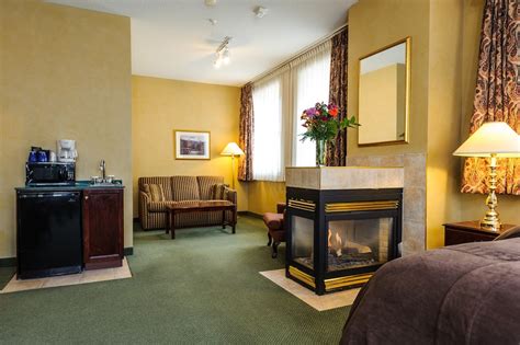 Peterborough Inn & Suites Hotel Peterborough, Ontario, CA ...