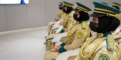 Sheikh Hamdan applauds first female cadets at Dubai Police Academy – Emirates Woman