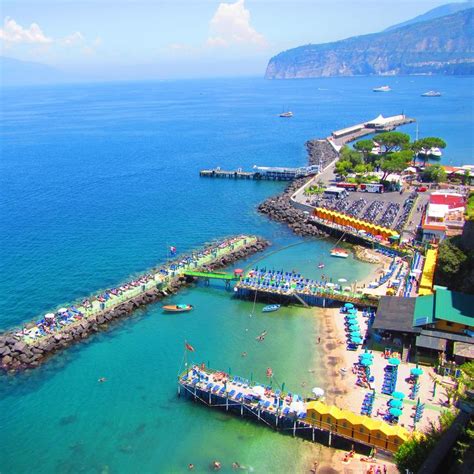 Sorrento, Amalfi Coast, Italy www.thegirlswhowander.com | Sorrento beach, Italy travel guide ...