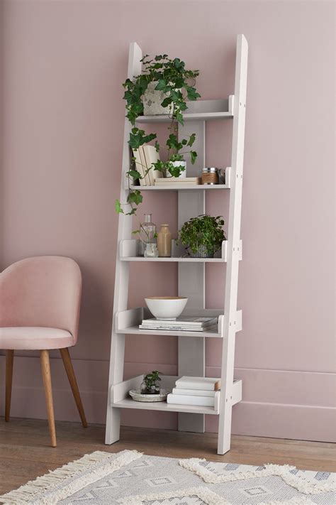 30+ Decorating A Ladder Shelf – HomeDecorish