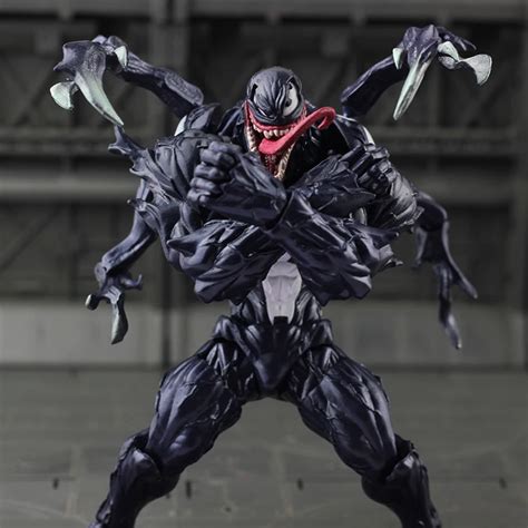 Amazing Yamaguchi No.003 VENOM Action Figure -in Action & Toy Figures ...