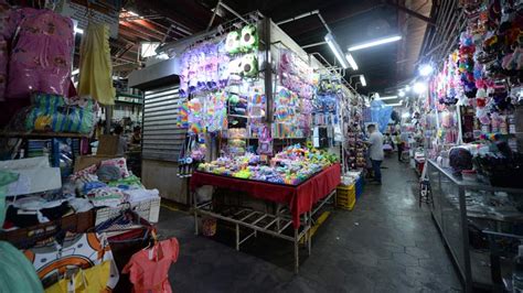 Bomberos atendieron conato de incendio en cocinas del mercado Central | Noticias de El Salvador ...