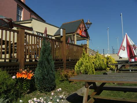 TOBY CARVERY ROBOROUGH, PLYMOUTH, REINO UNIDO - INGLATERRA: 18 fotos, comparação de preços e ...