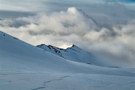 Mount Shasta Climbing, Skiing & Splitboarding — Golden State Guiding