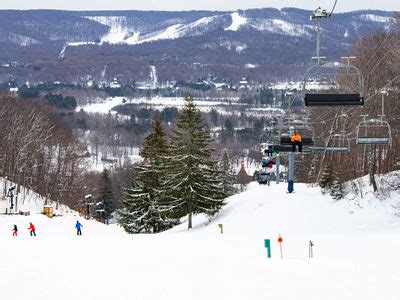 The 6 Best Ski Resorts in Wisconsin - SnowPak