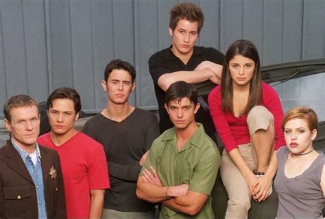 The 4 Most Underrated Teen Dramas from the 2000s