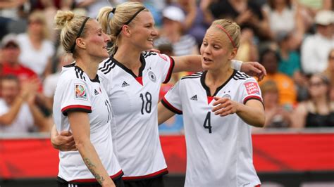 Die deutsche Frauen-Nationalmannschaft startet in die EM-Qualifikation ...