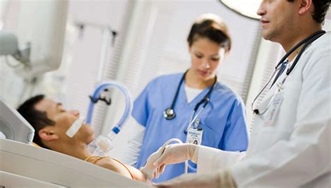 How to Become a Critical Care Nurse - College Educated